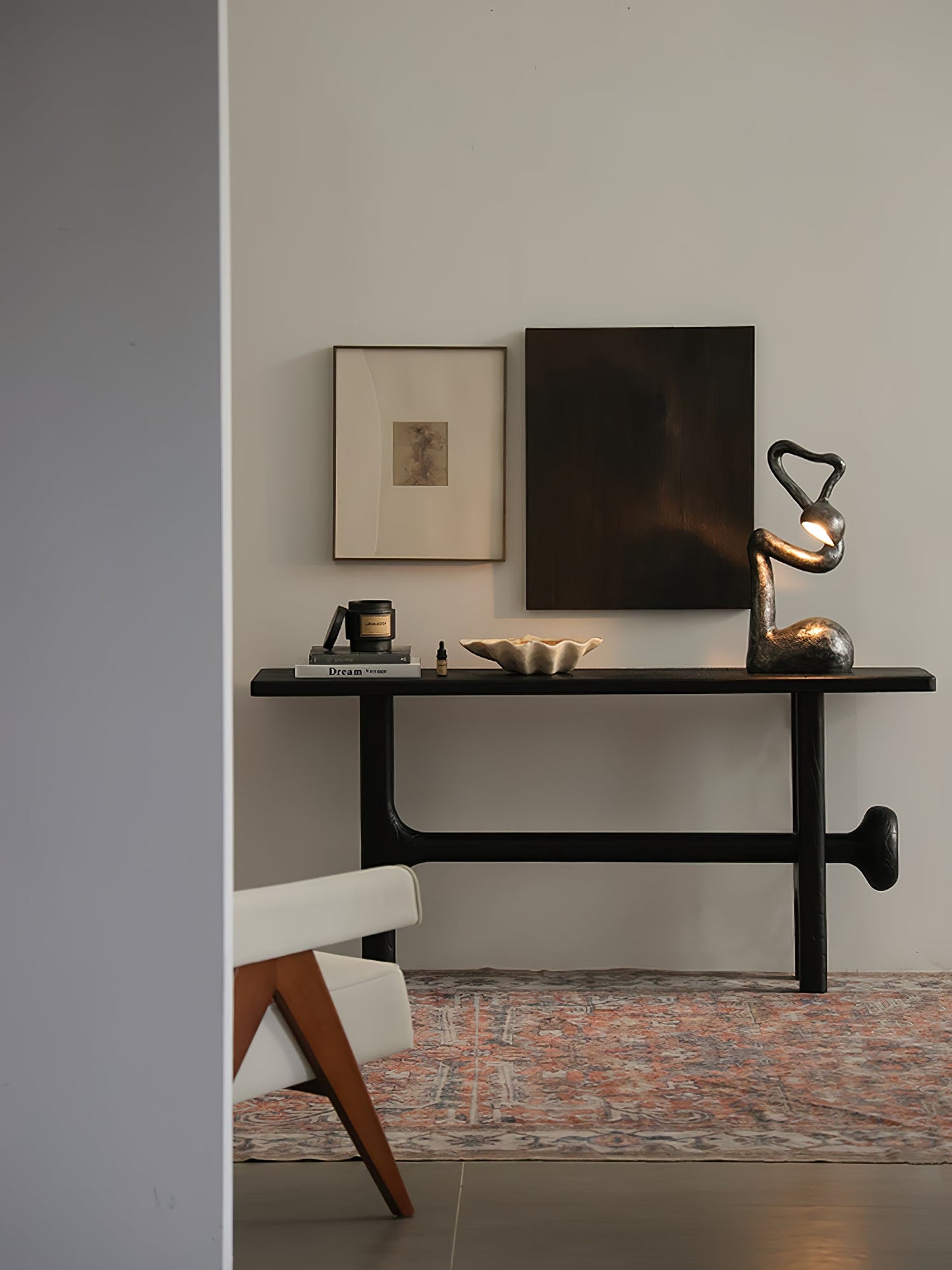 Myrrh Table Lamp | Metal & Fiberglass | Black