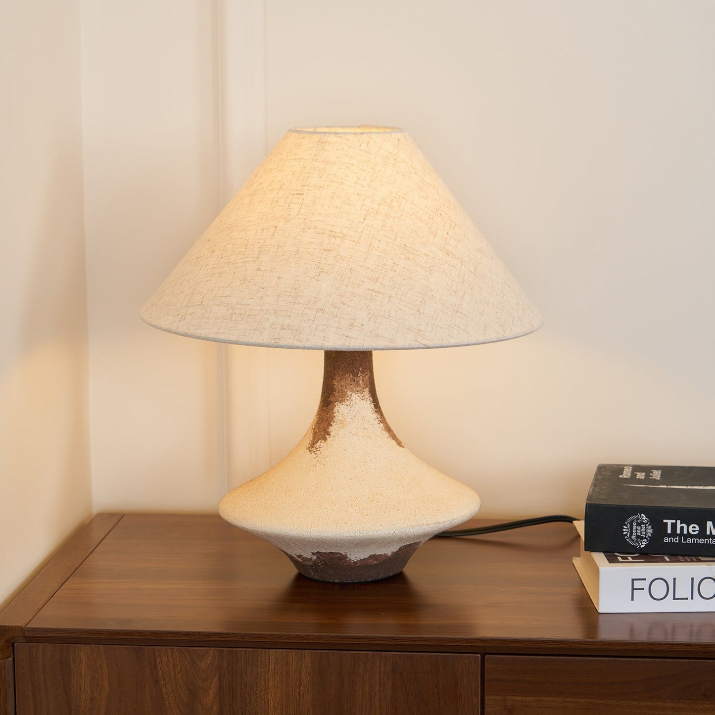 Napa Valley Table Lamp | Metal Ceramic Fabric | Beige