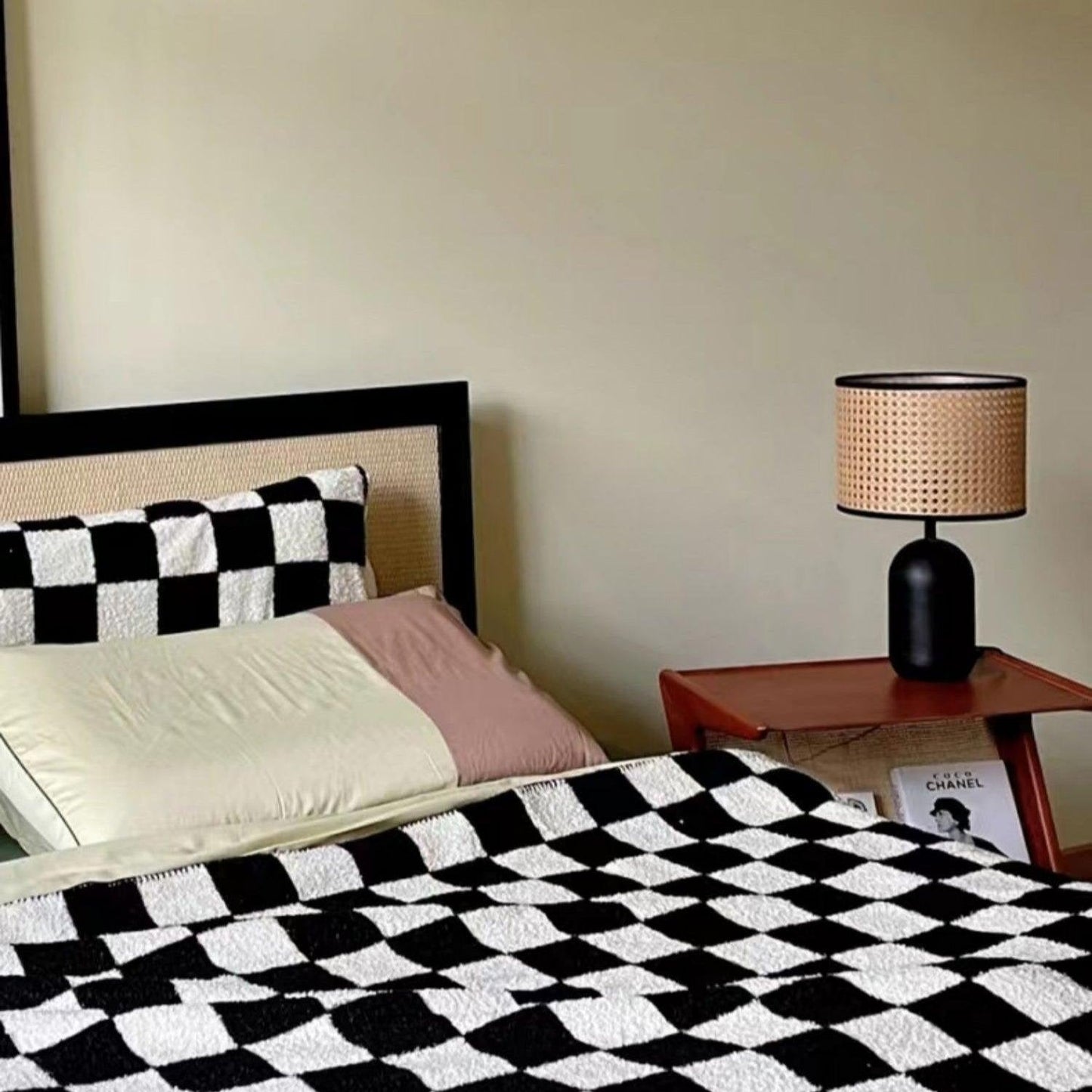 Nico Table Lamp | Bamboo & Iron | Black