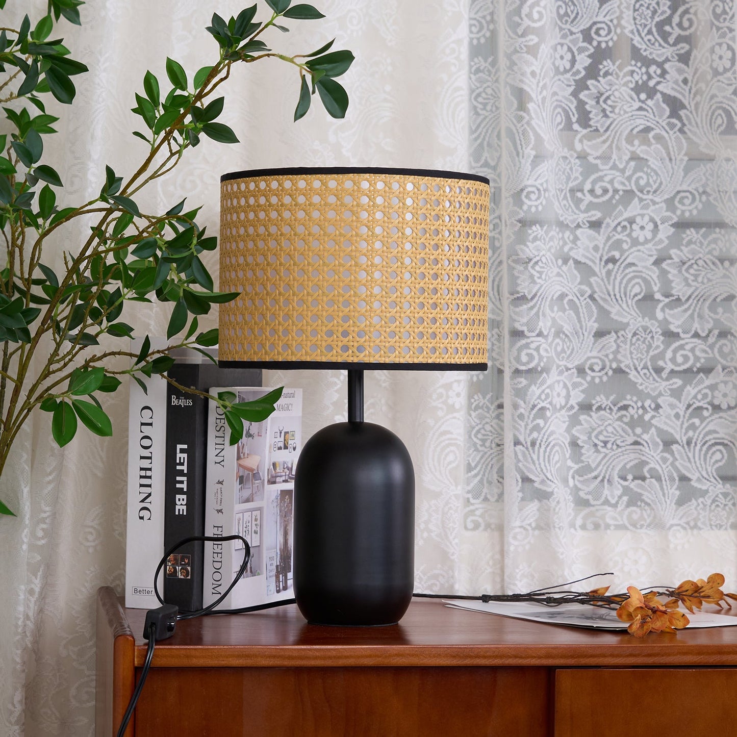 Nico Table Lamp | Bamboo & Iron | Black