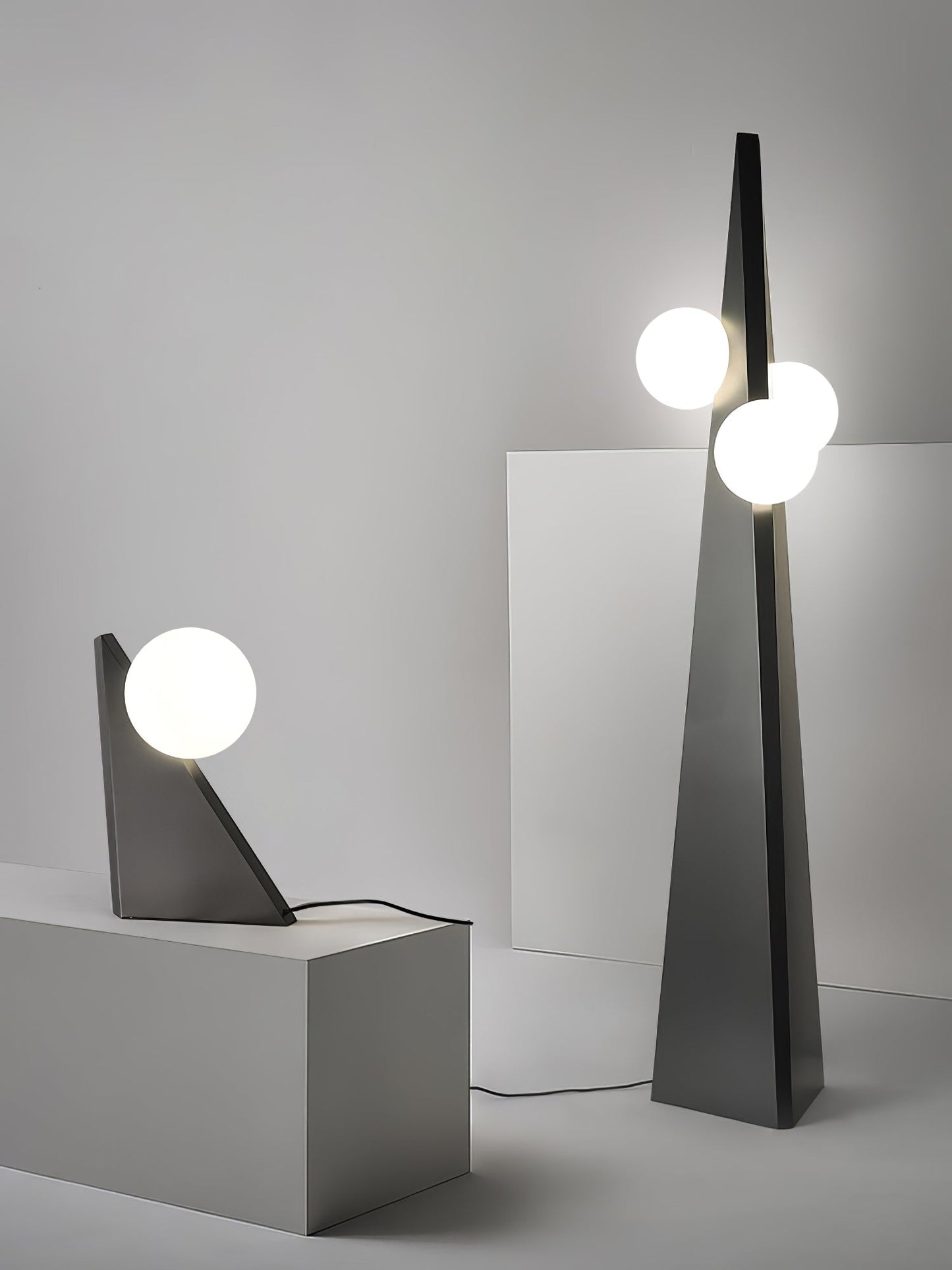 Noir Roy Table Lamp | Stainless Steel & Glass | Black & White
