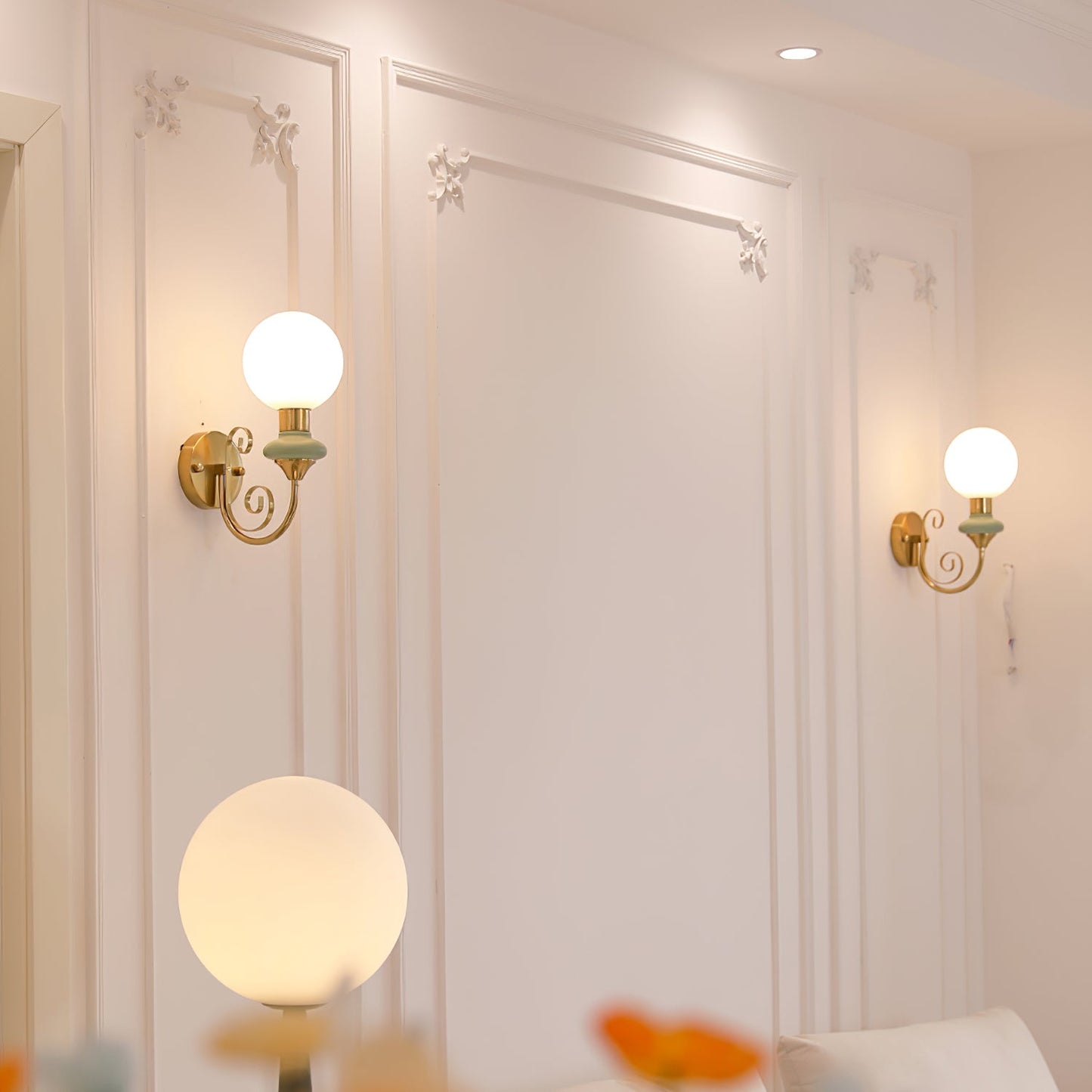 Onyx Wall Lamp | Wood & Metal | Green Gold Finish