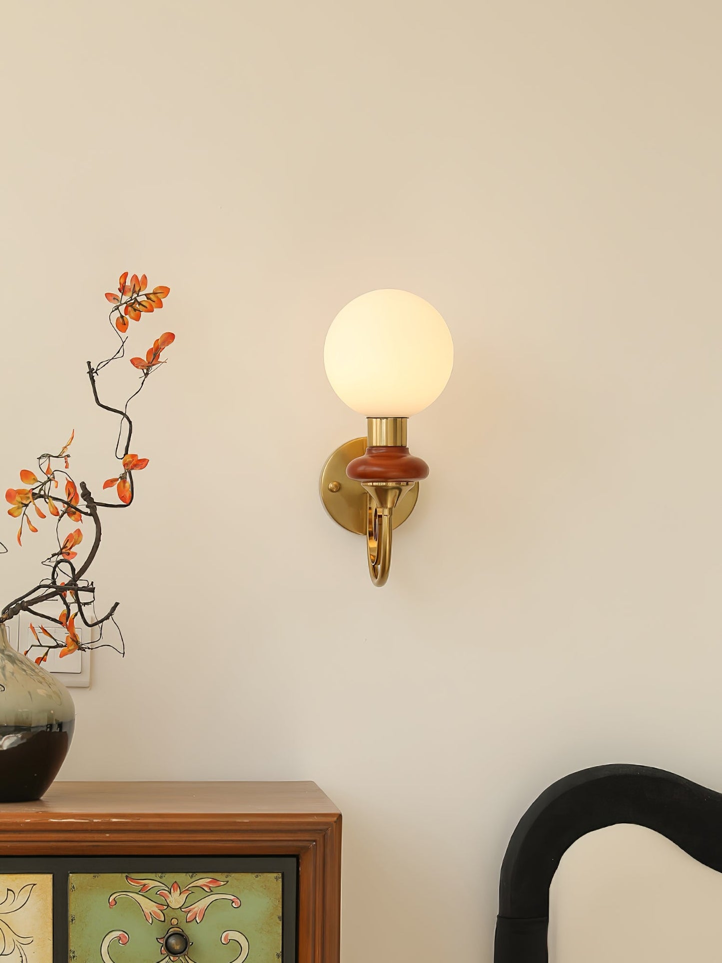 Onyx Wall Lamp | Wood & Metal | Green Gold Finish