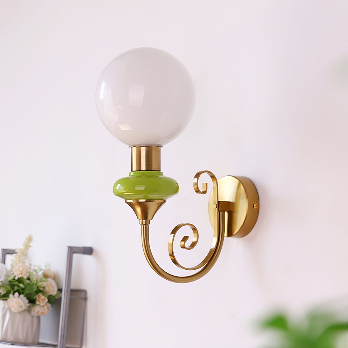 Onyx Wall Lamp | Wood & Metal | Green Gold Finish