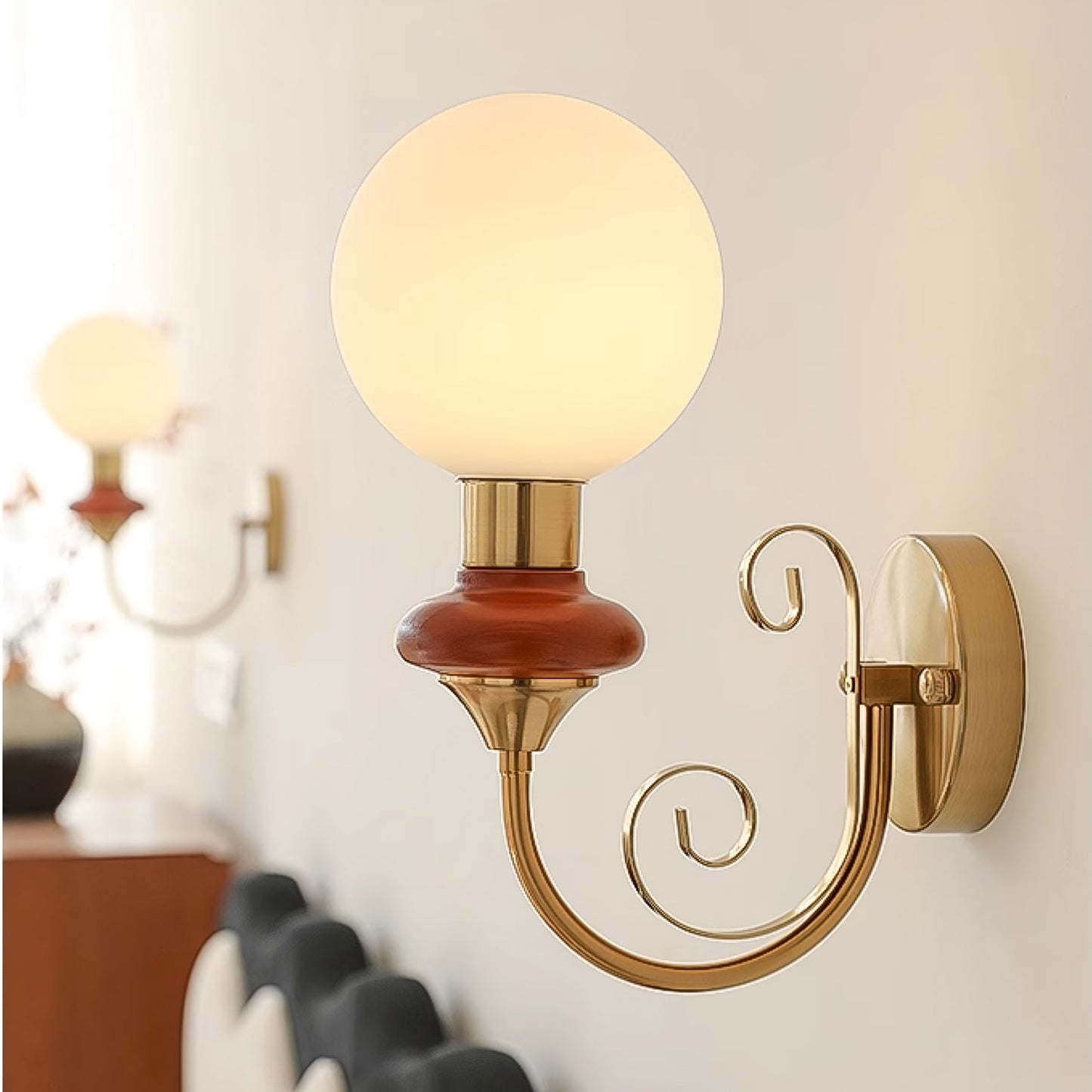 Onyx Wall Lamp | Wood & Metal | Green Gold Finish