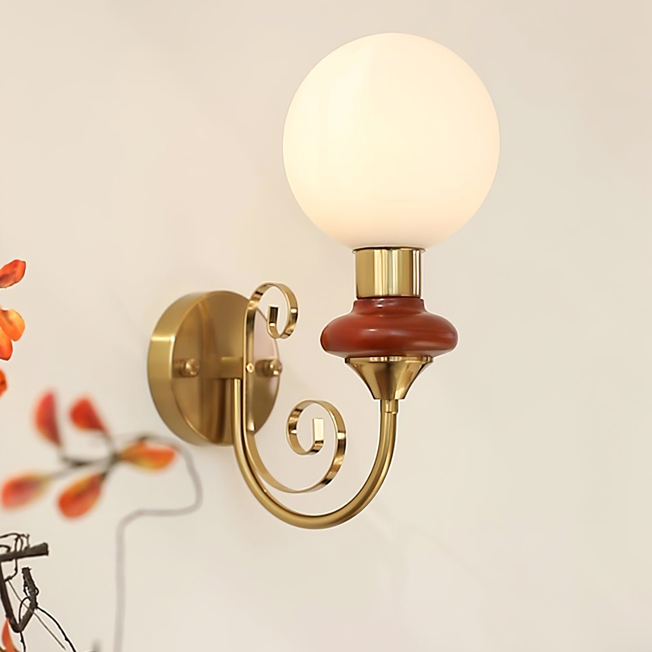 Onyx Wall Lamp | Wood & Metal | Green Gold Finish