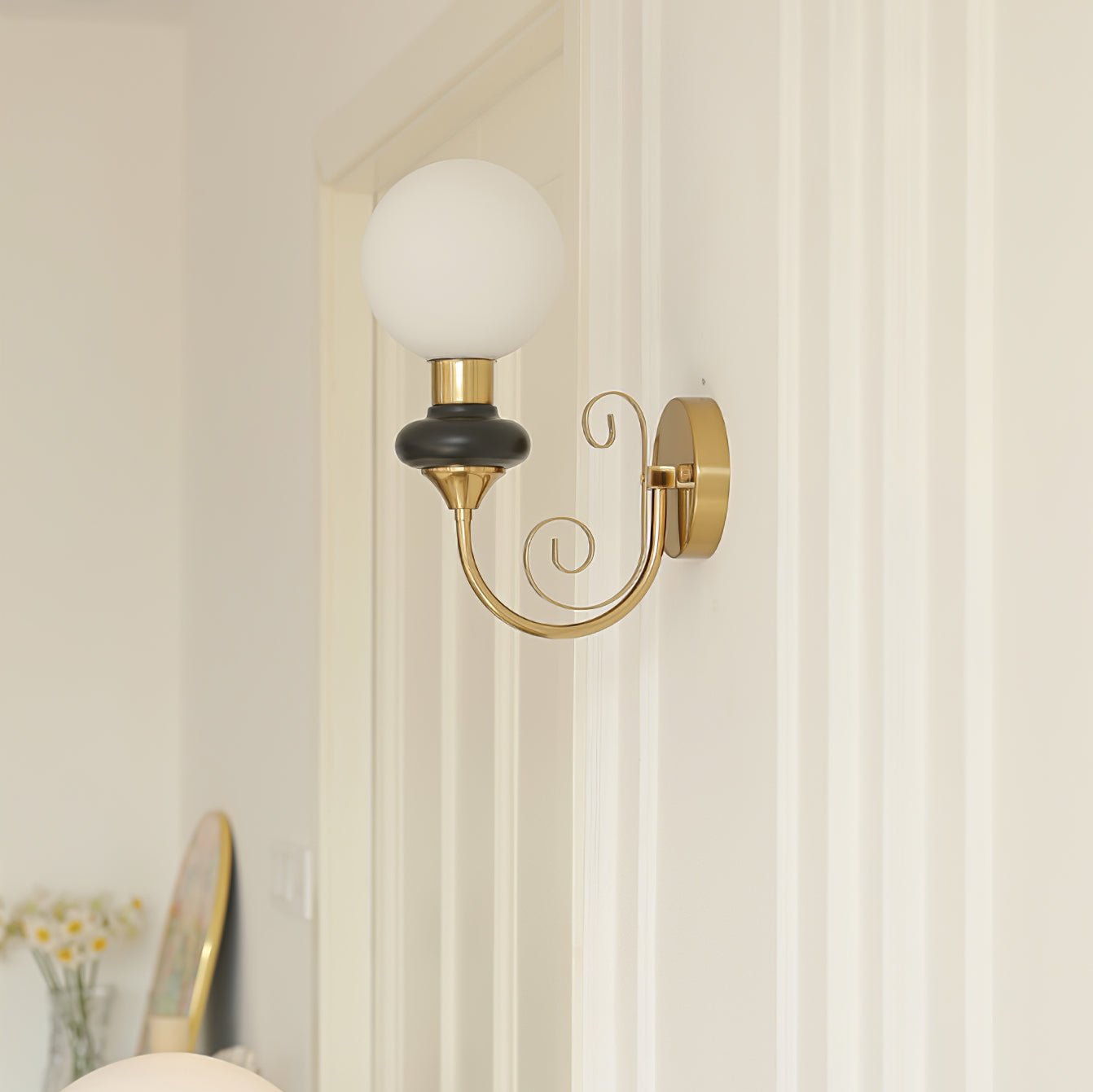 Onyx Wall Lamp | Wood & Metal | Green Gold Finish