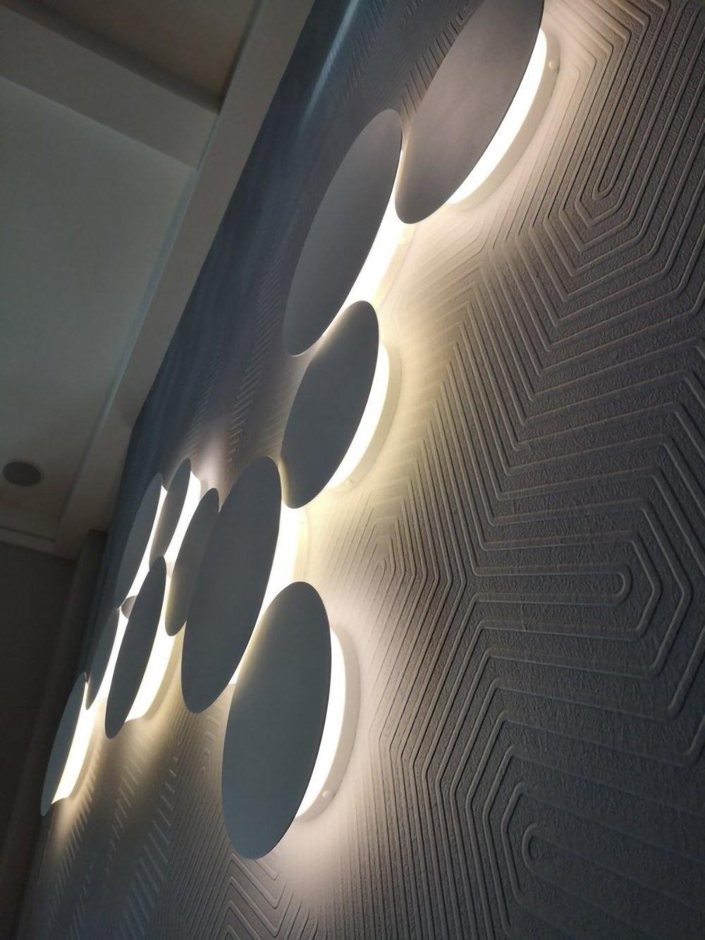 Geometric Disc Wall Lamp | Metal & Acrylic | Black or White