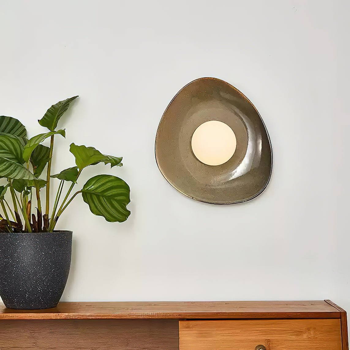 Pebble Tray Wall Lamp | Ceramic & Glass | Taupe & White