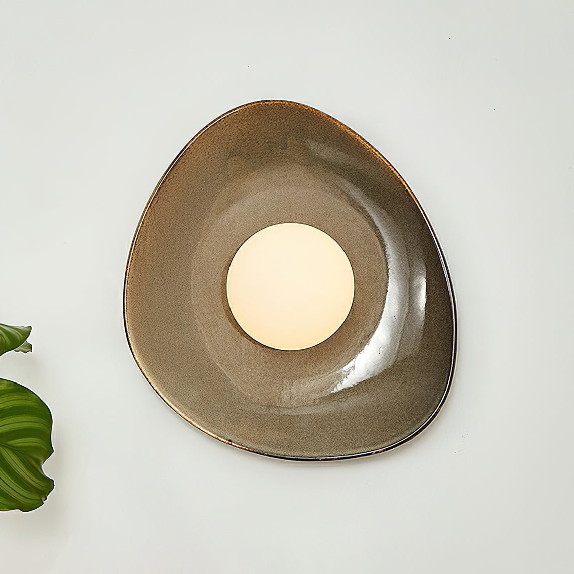 Pebble Tray Wall Lamp | Ceramic & Glass | Taupe & White