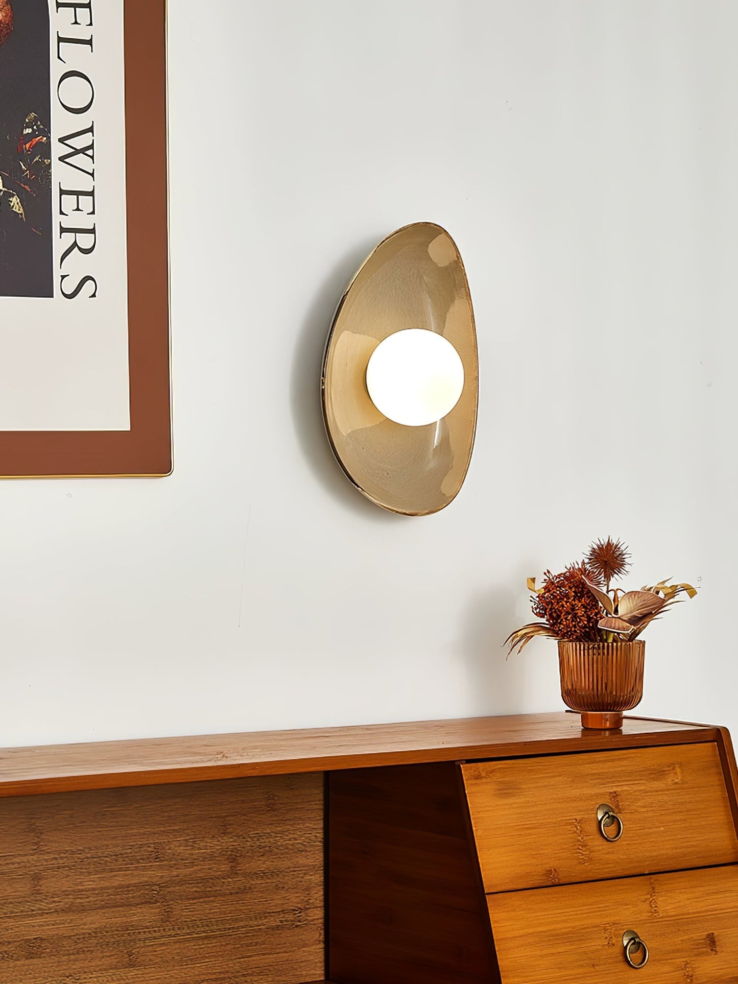 Pebble Tray Wall Lamp | Ceramic & Glass | Taupe & White