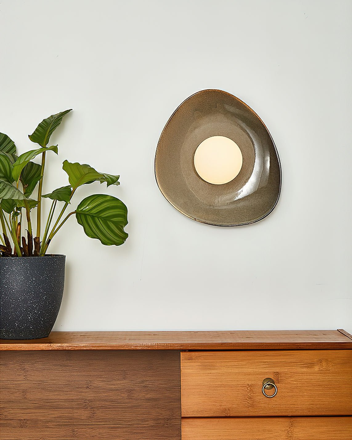 Pebble Tray Wall Lamp | Ceramic & Glass | Taupe & White