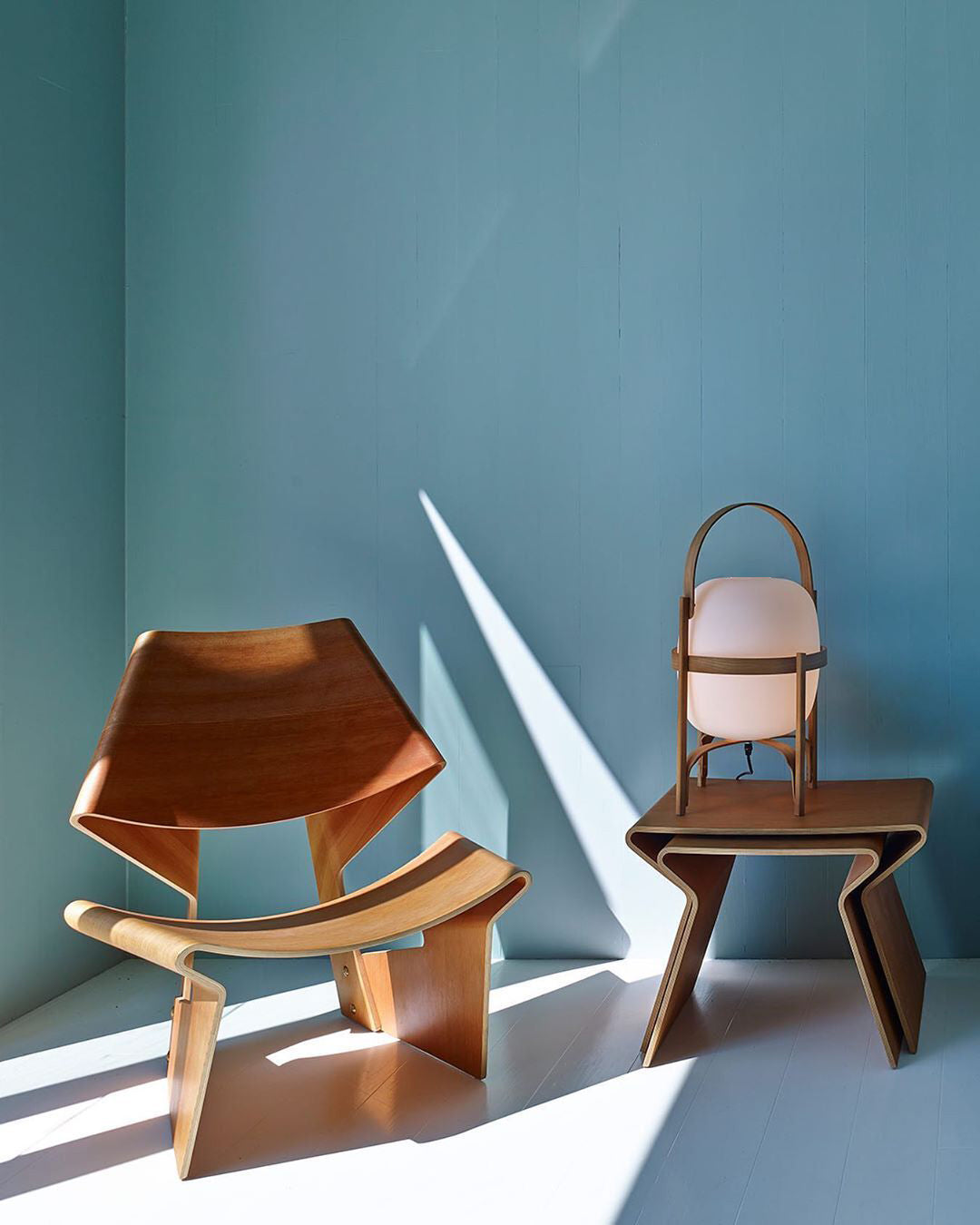 Portable Glass Table Lamp | Wood & Glass | Ash or Walnut Finish