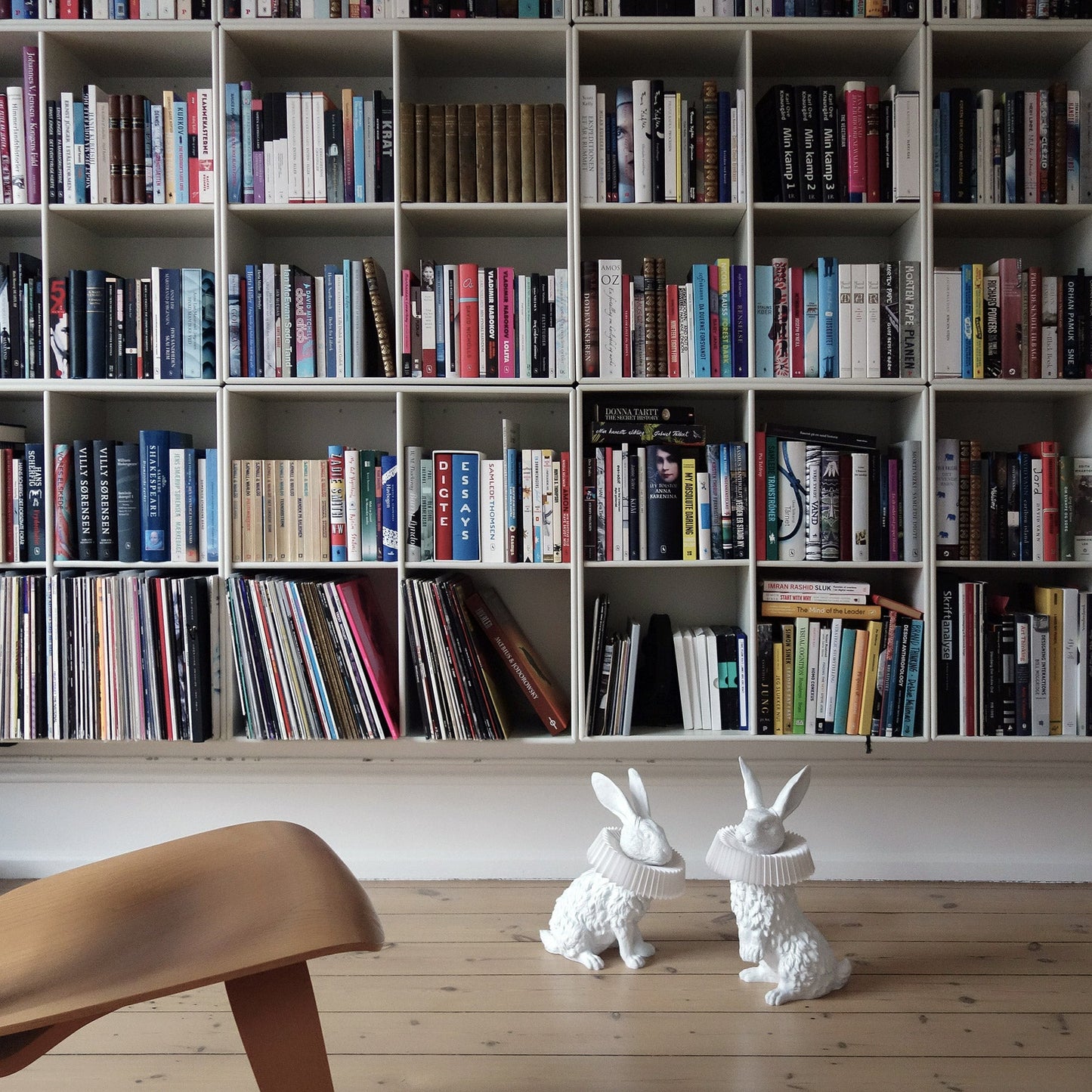 Rabbit Table Lamp | White Resin & Acrylic | Integrated LED
