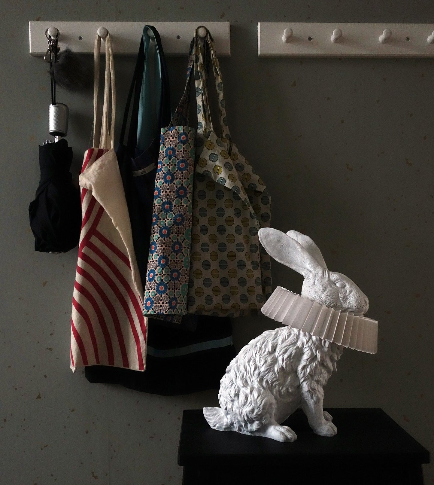 Rabbit Table Lamp | White Resin & Acrylic | Integrated LED