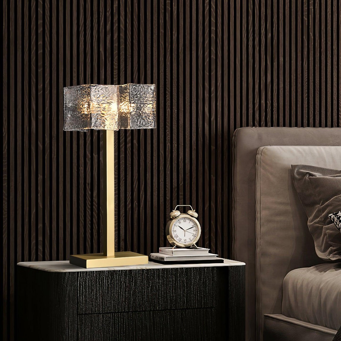 Roosevelt Table Lamp | Brass & Glass | Gold Finish