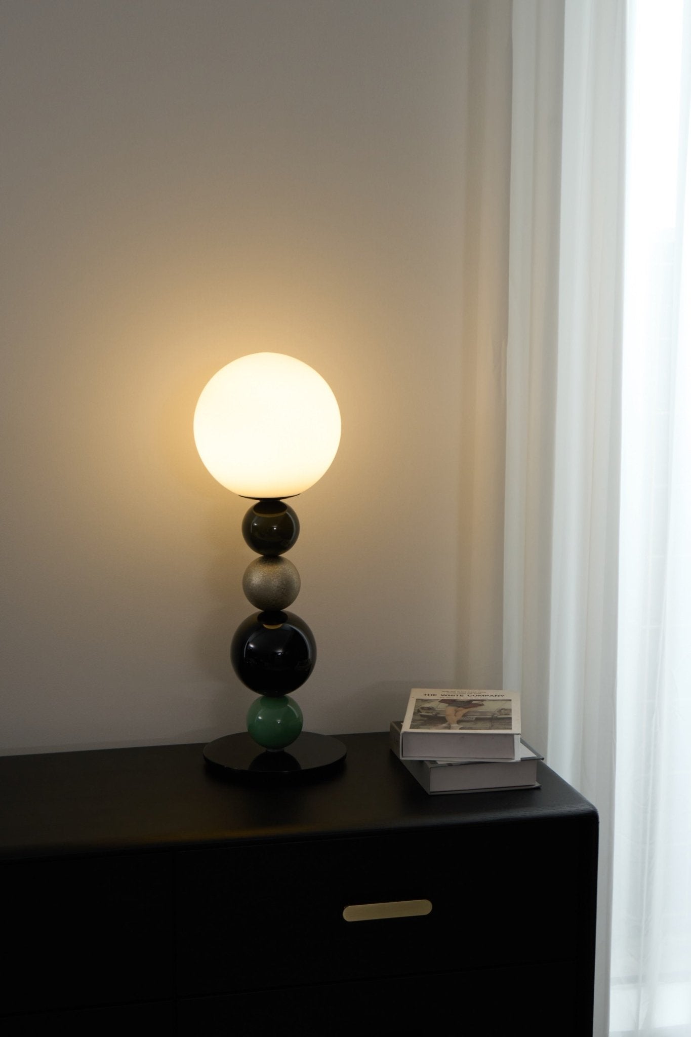 Round Balls Stacking Table Lamp | Metal & Glass | Green and Black