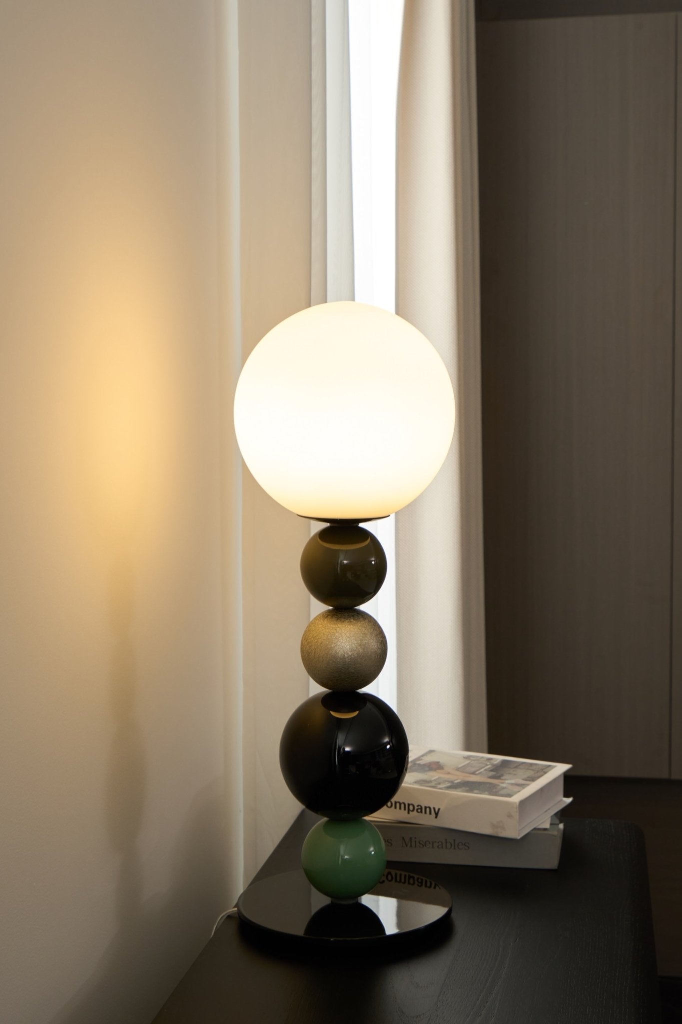 Round Balls Stacking Table Lamp | Metal & Glass | Green and Black