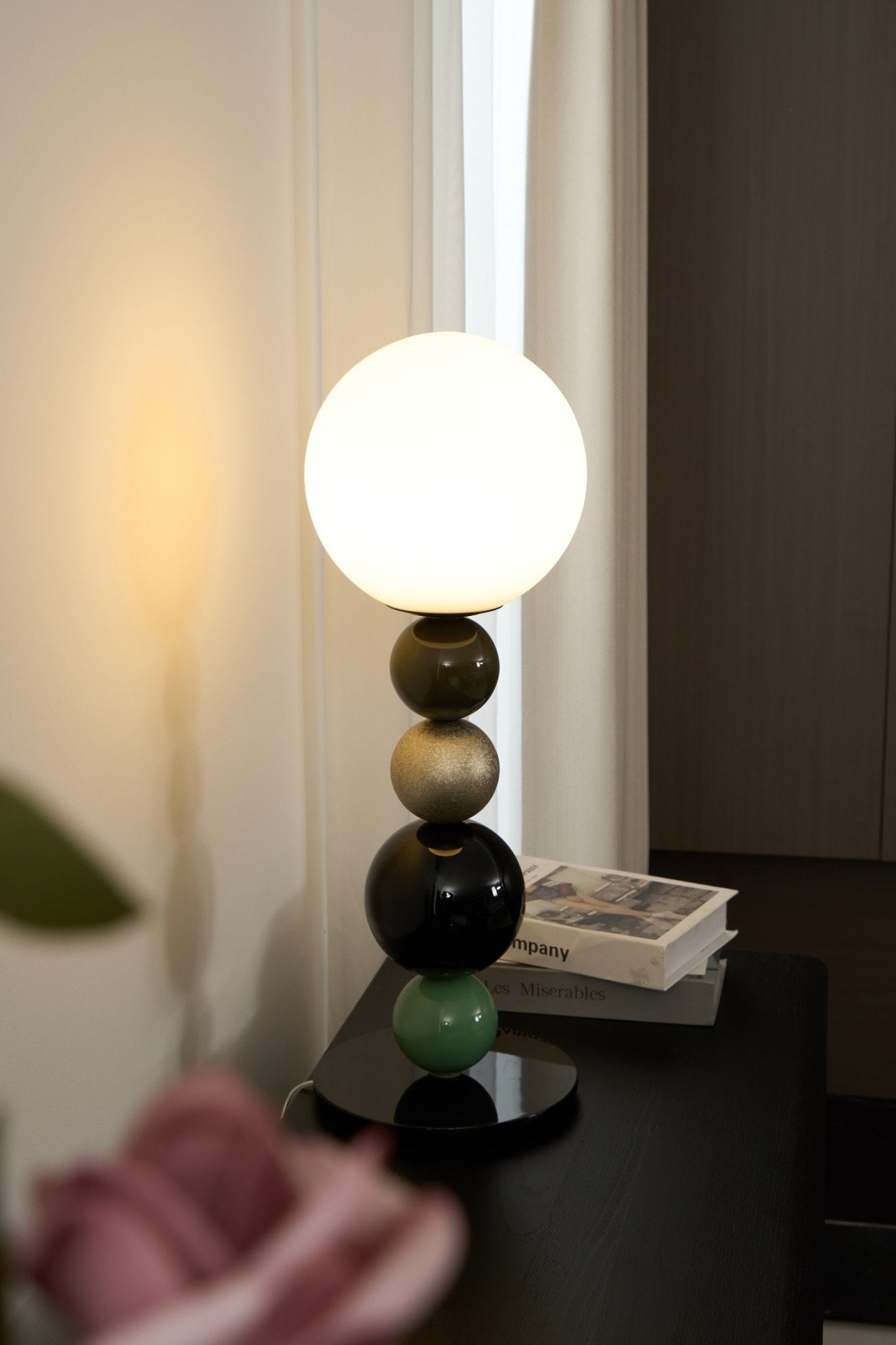 Round Balls Stacking Table Lamp | Metal & Glass | Green and Black