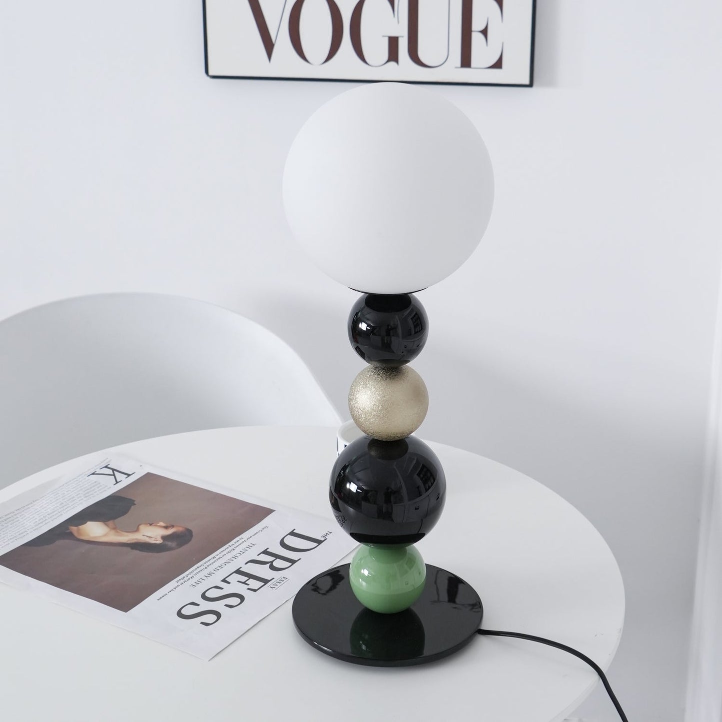 Round Balls Stacking Table Lamp | Metal & Glass | Green and Black