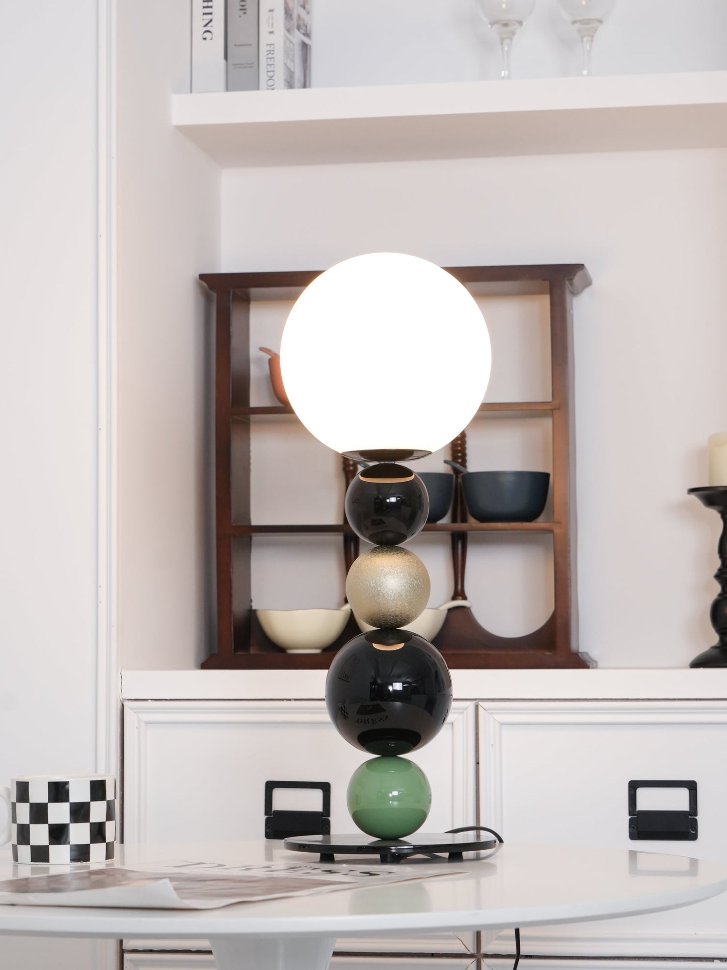 Round Balls Stacking Table Lamp | Metal & Glass | Green and Black