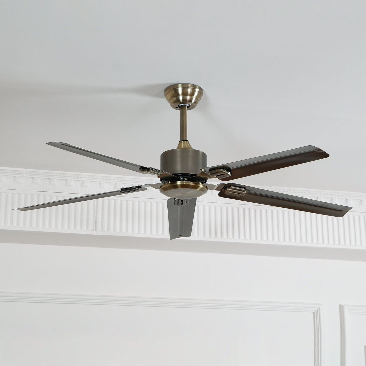 Rozzen Ceiling Fan | Metal & Stainless Steel | 52-Inch