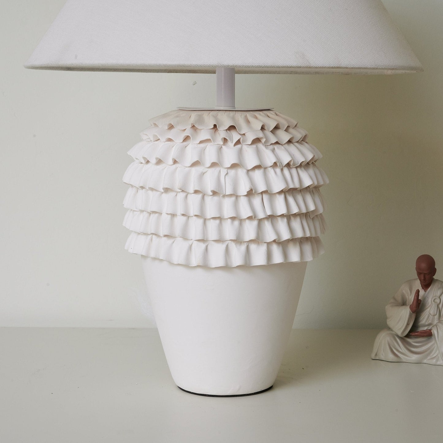 Ceramic Table Lamp | Ruffle Design | White