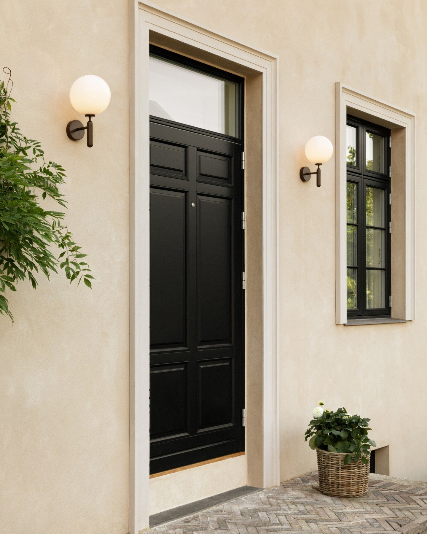 Scandiluxe Wall Light Set | Mouth-Blown Glass & Brass | Gold & Clear | 2-Piece Set