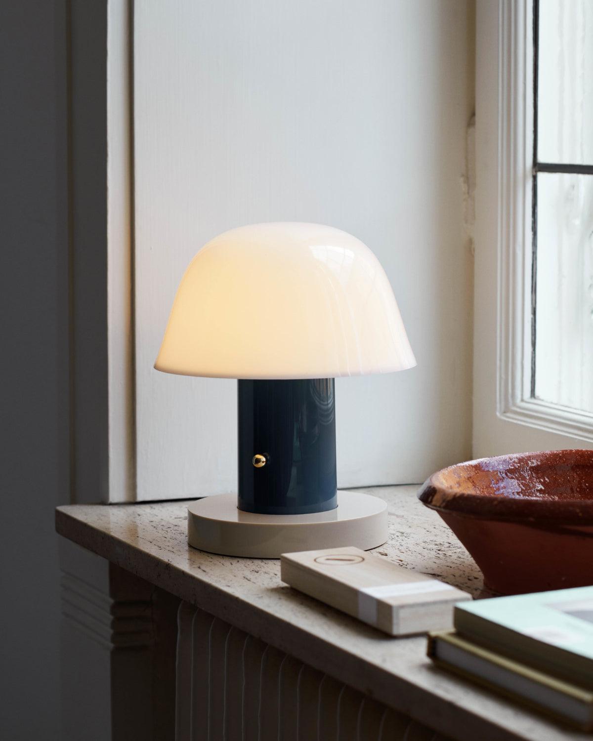 Mushroom Lamp | Cordless | White