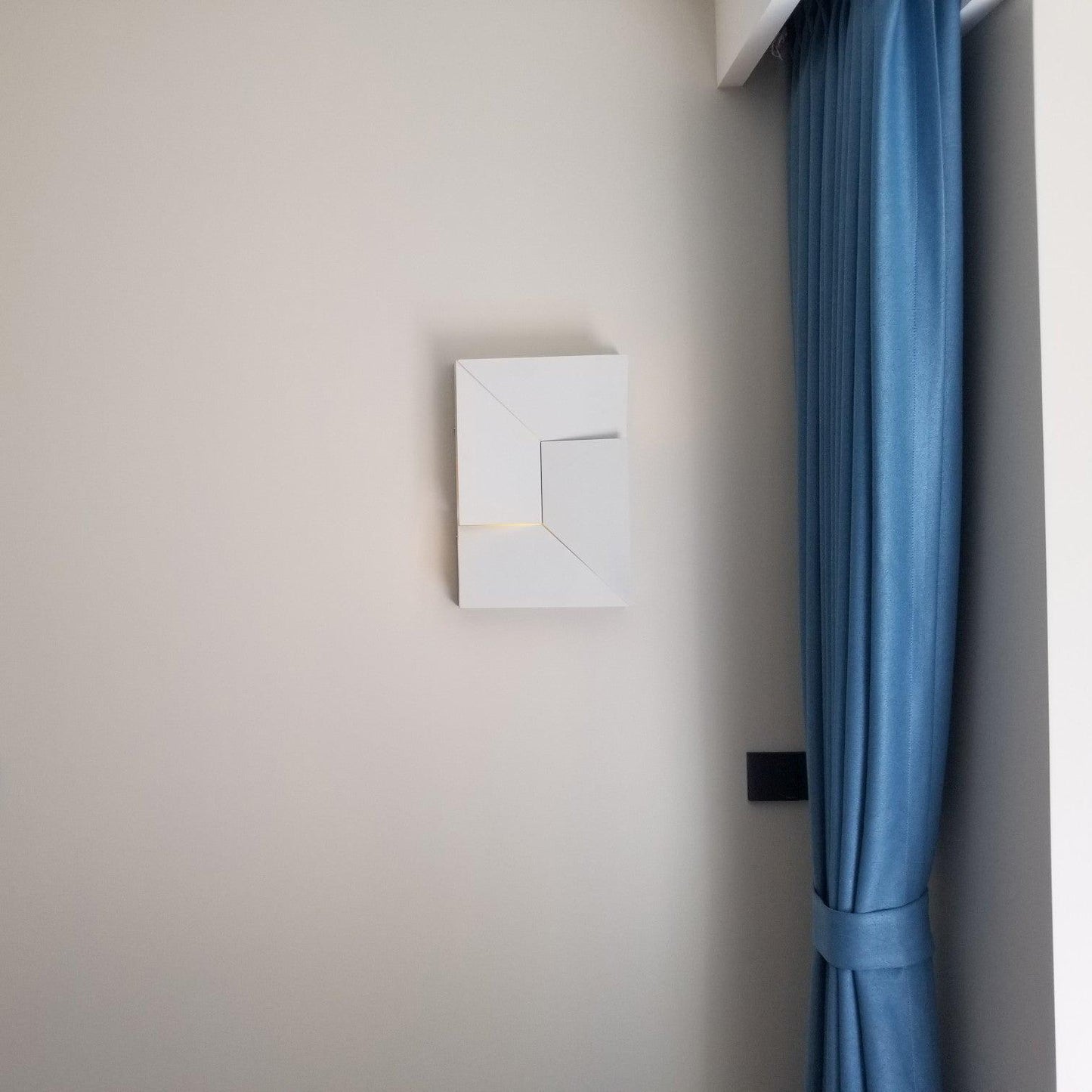 Wall Sconce Set | Rechargeable Laser-Cut Aluminum | Matte White