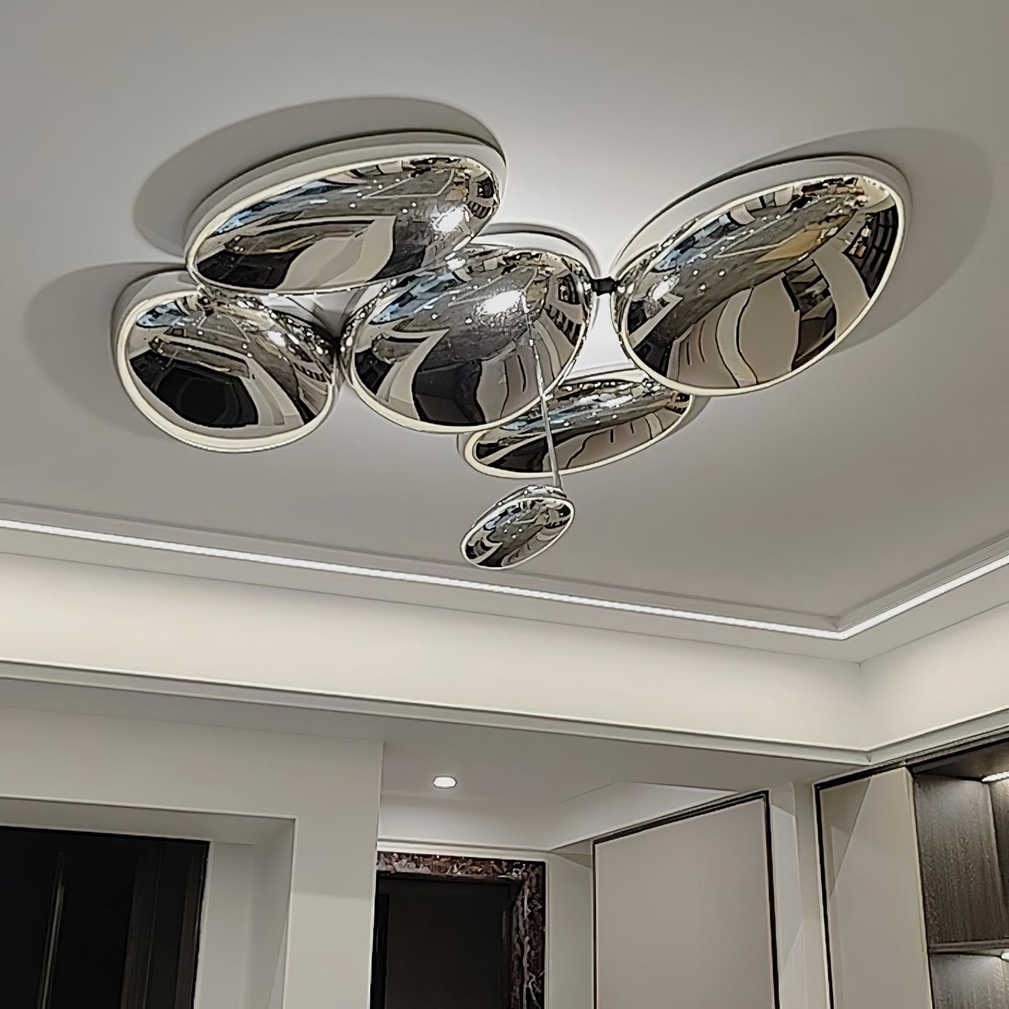 Skydro Ceiling Lamp | Polished Chrome | 5-6 Heads