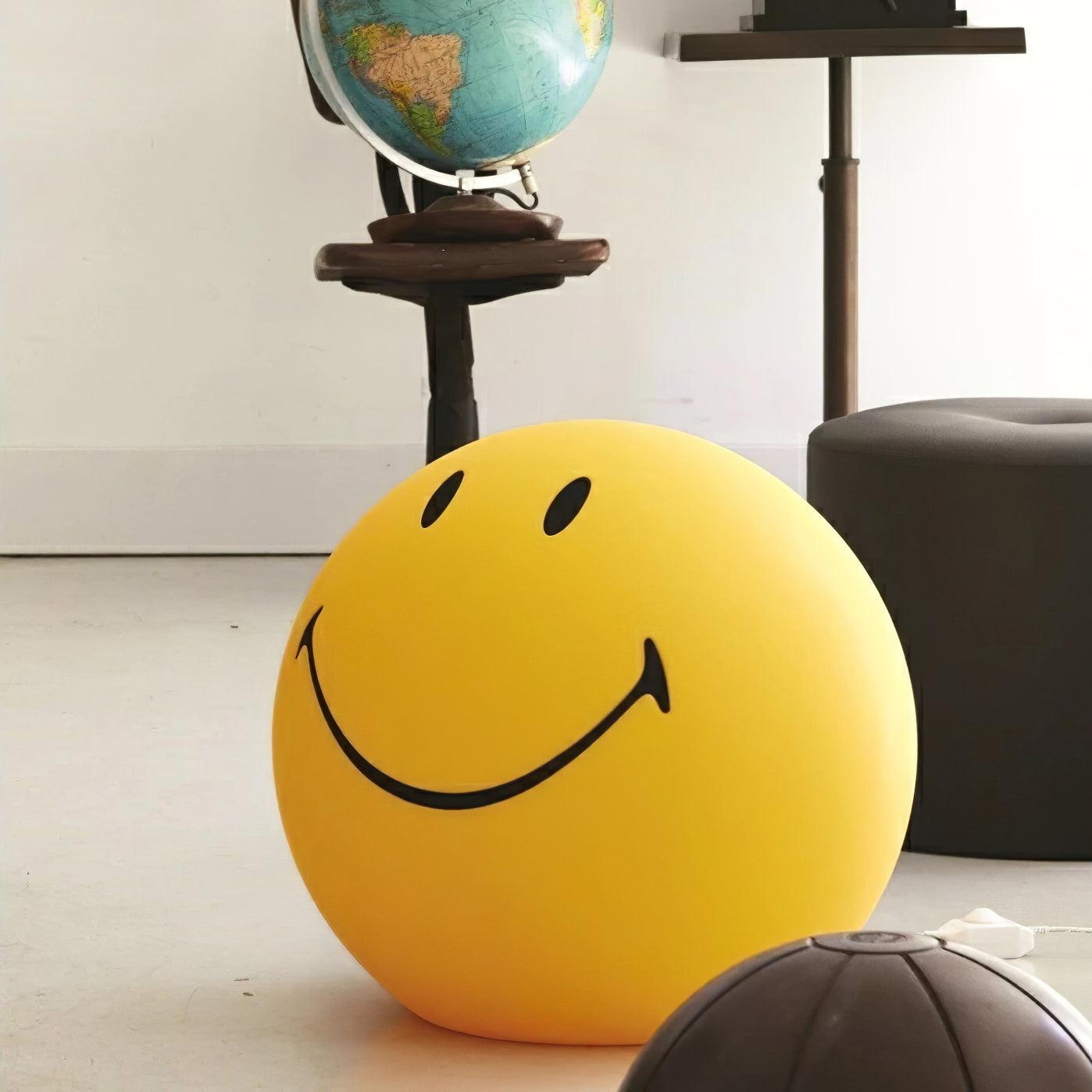 Smiling Table Lamp | Yellow LED | 23cm Diameter