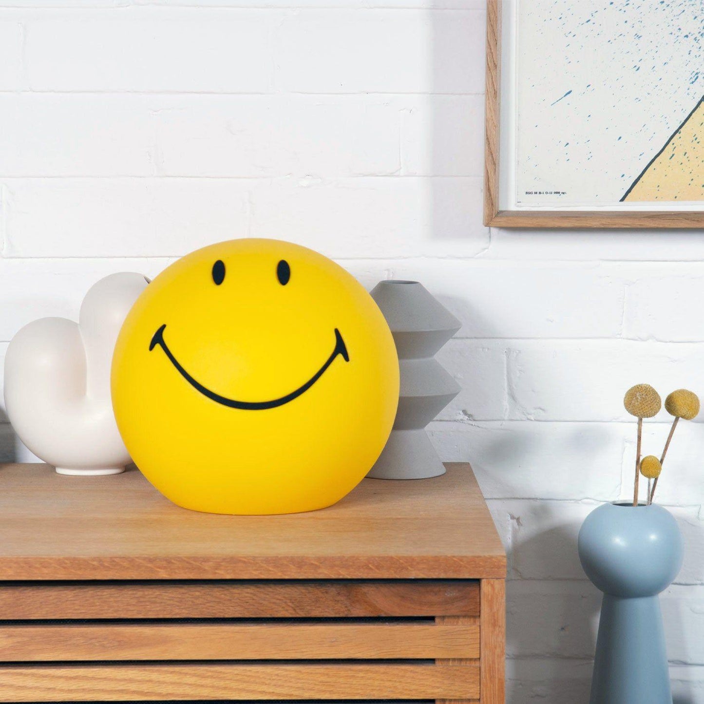 Smiling Table Lamp | Yellow LED | 23cm Diameter