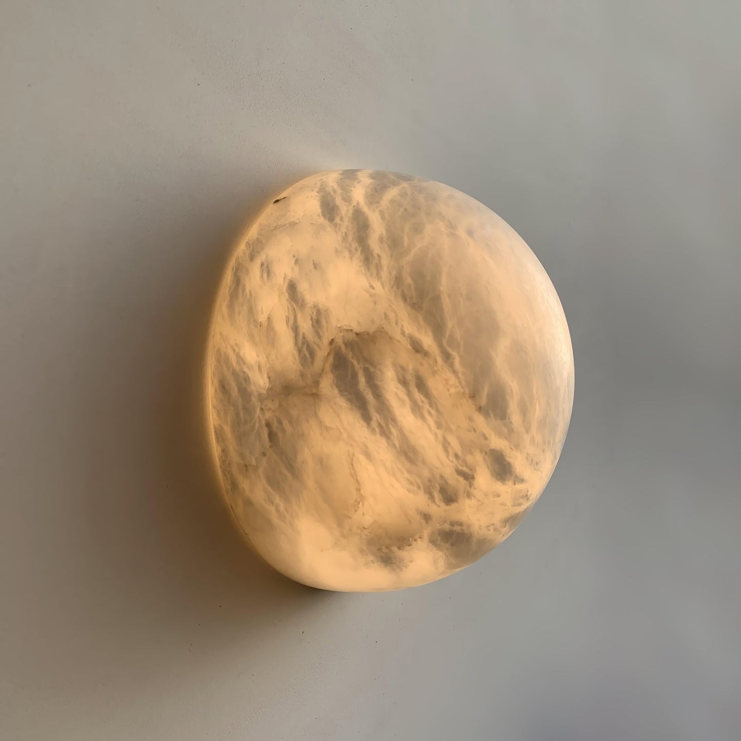 Alabaster Wall Sconce | White Finish | 15cm/20cm Diameter