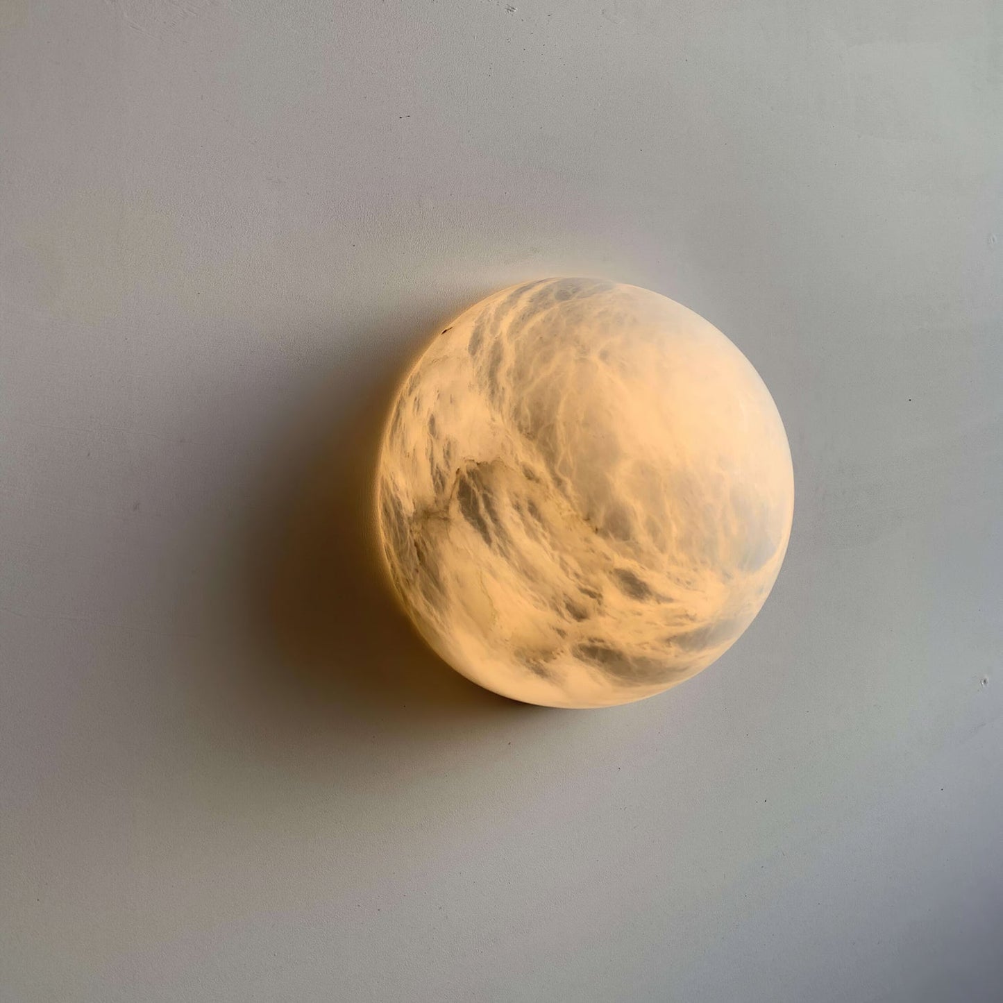 Alabaster Wall Sconce | White Finish | 15cm/20cm Diameter