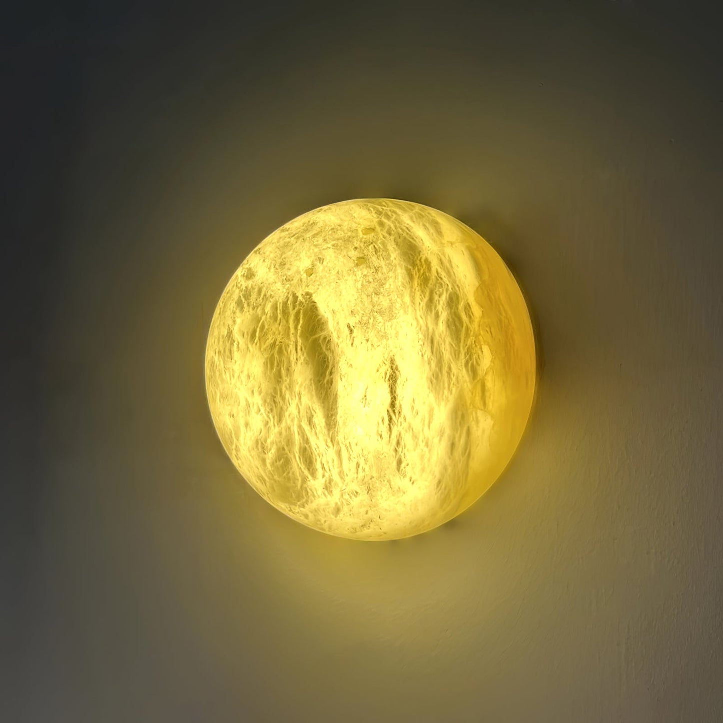 Alabaster Wall Sconce | White Finish | 15cm/20cm Diameter