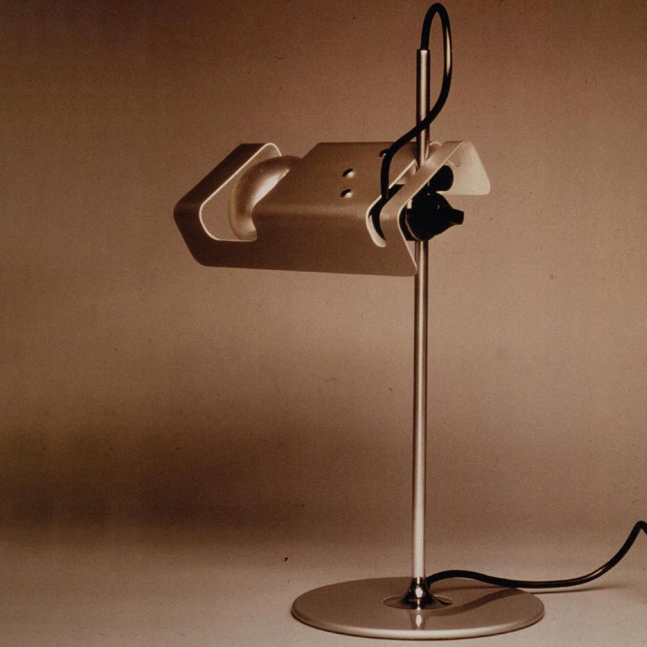 Spider Table Lamp | Metal Enameled Finish | White or Black