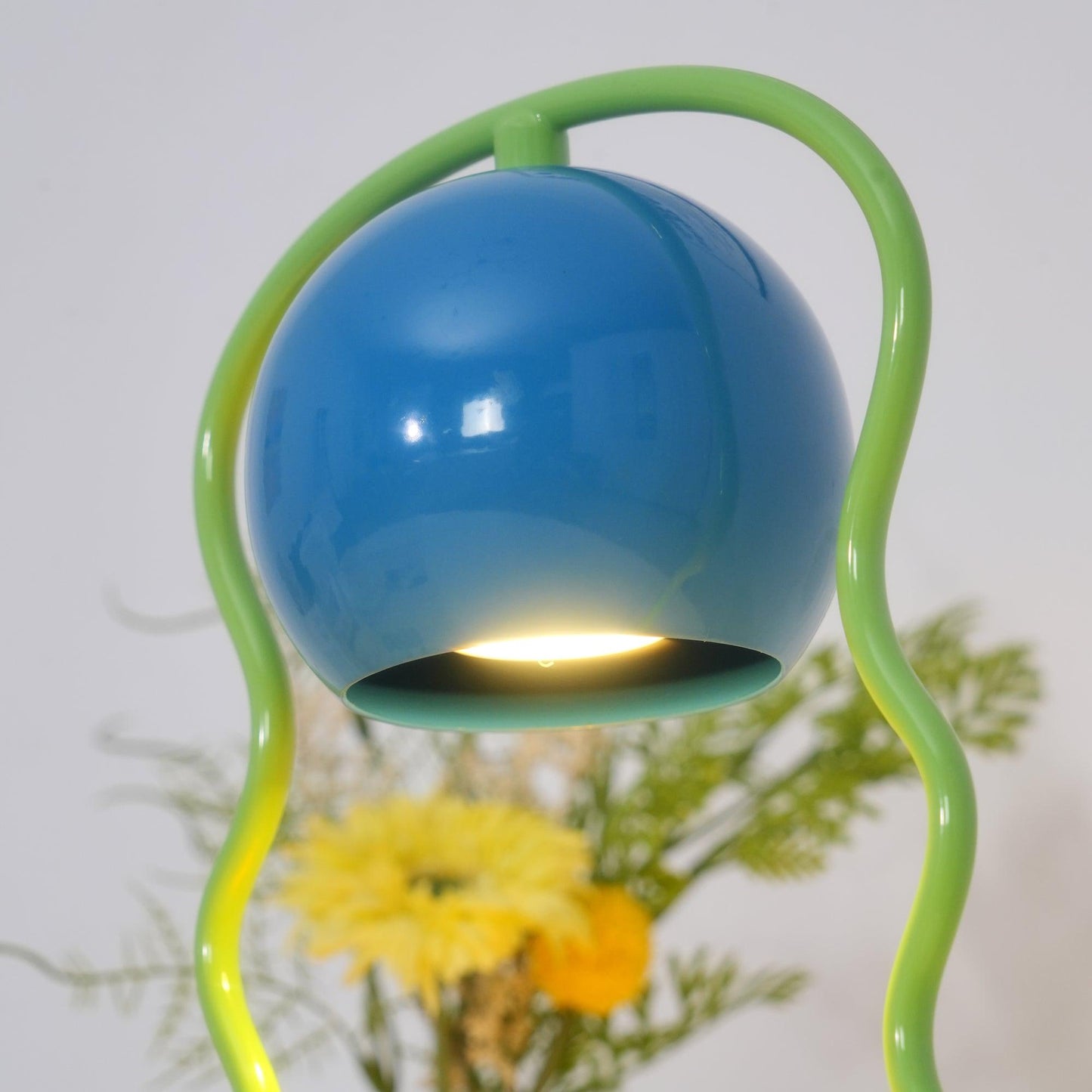 Squiggle Table Lamp | Metal Base | Blue or Yellow