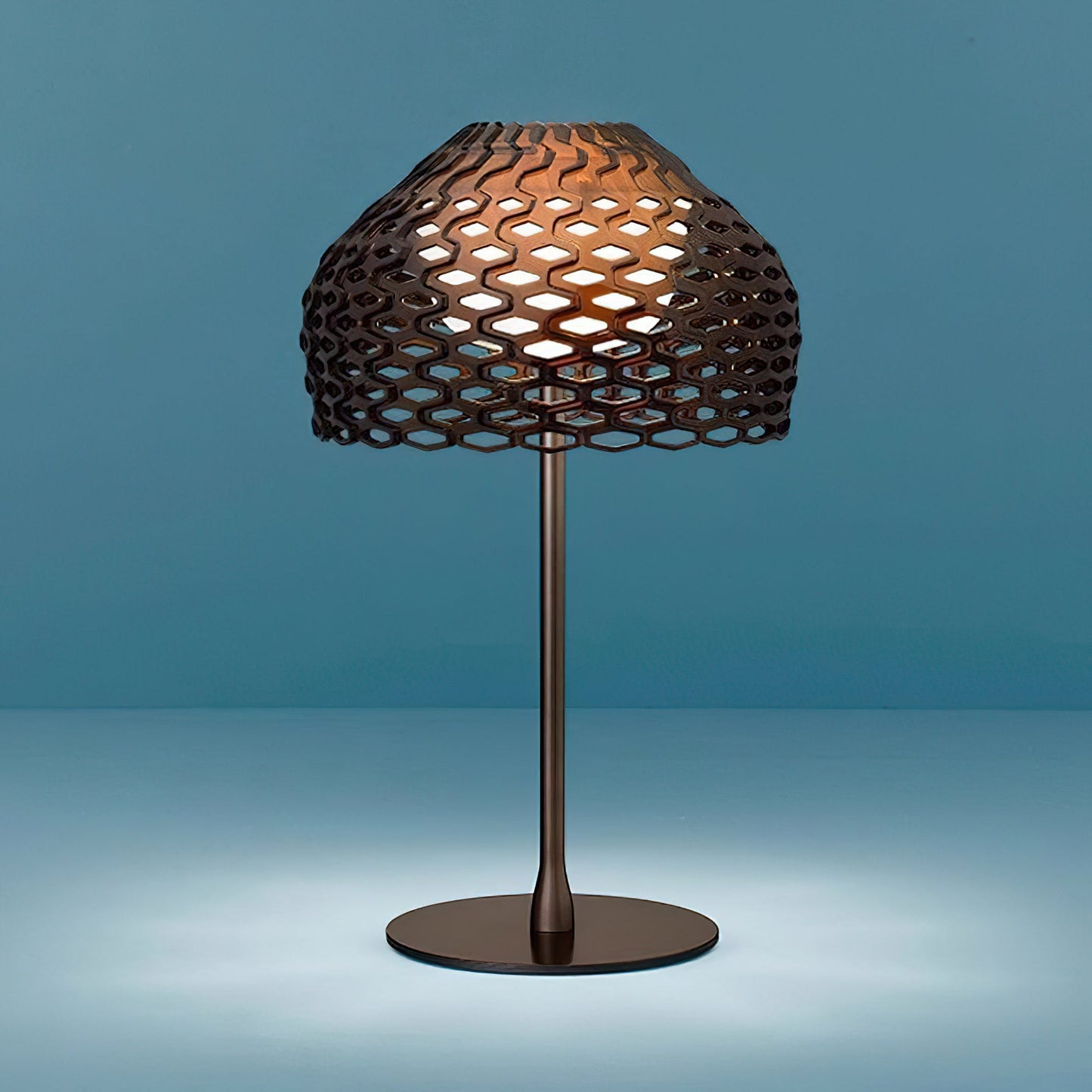 Armadillo Table Lamp | Metal & Plastic | White or Brown
