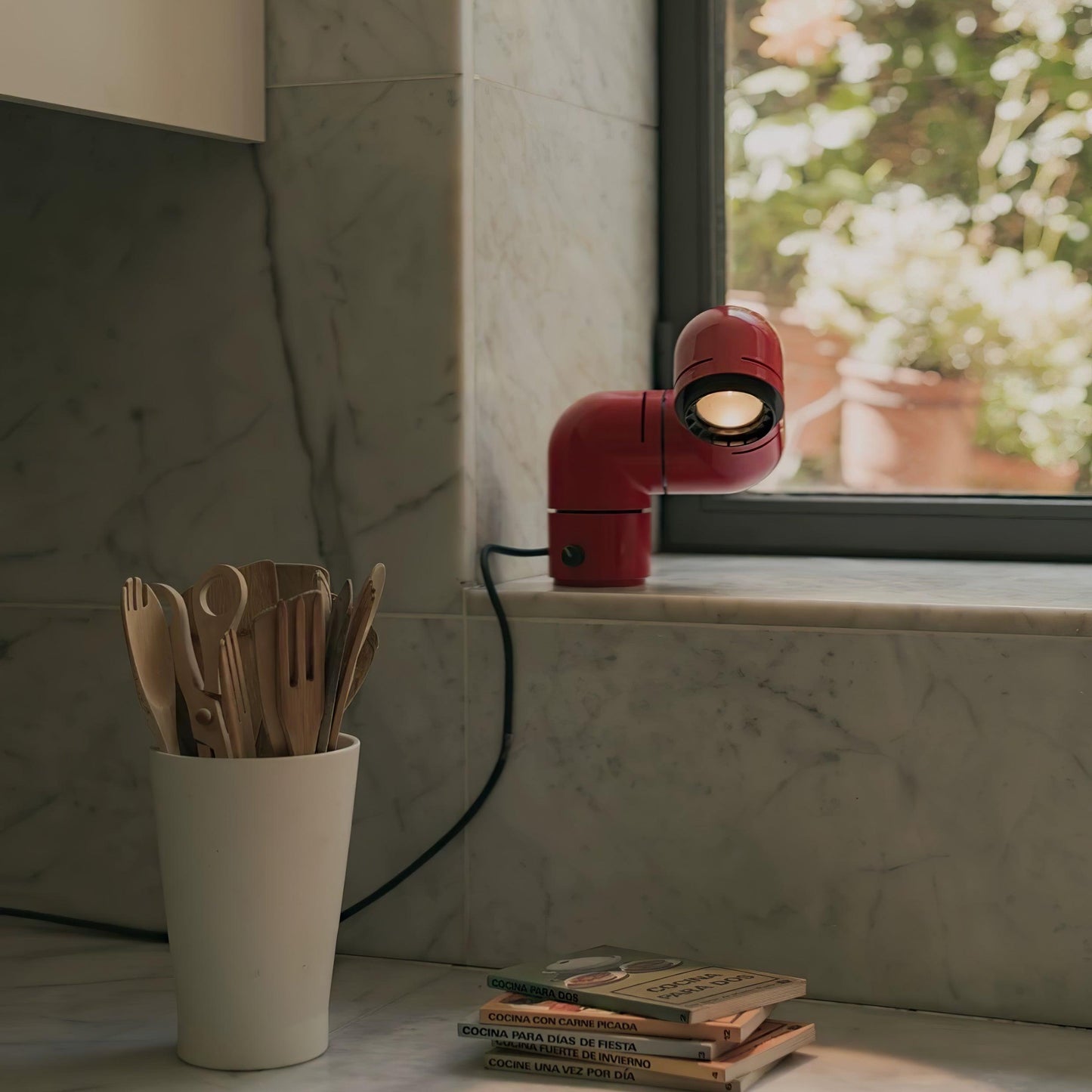 Tatu Table Lamp | Adjustable LED | Red & White