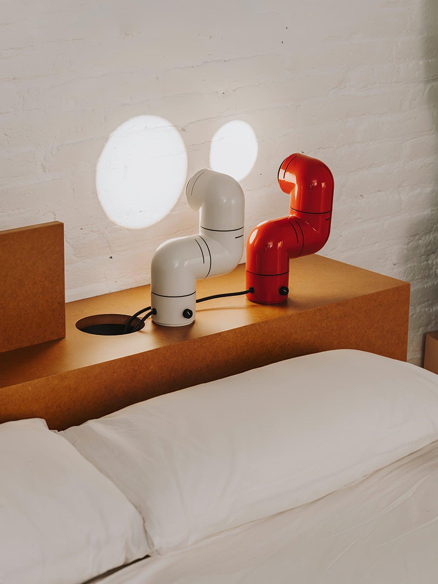 Tatu Table Lamp | Adjustable LED | Red & White