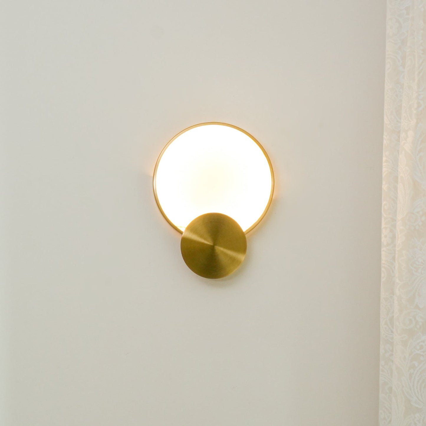 Terra Svet Wall Lamp | Metal & Alabaster | Set of 2