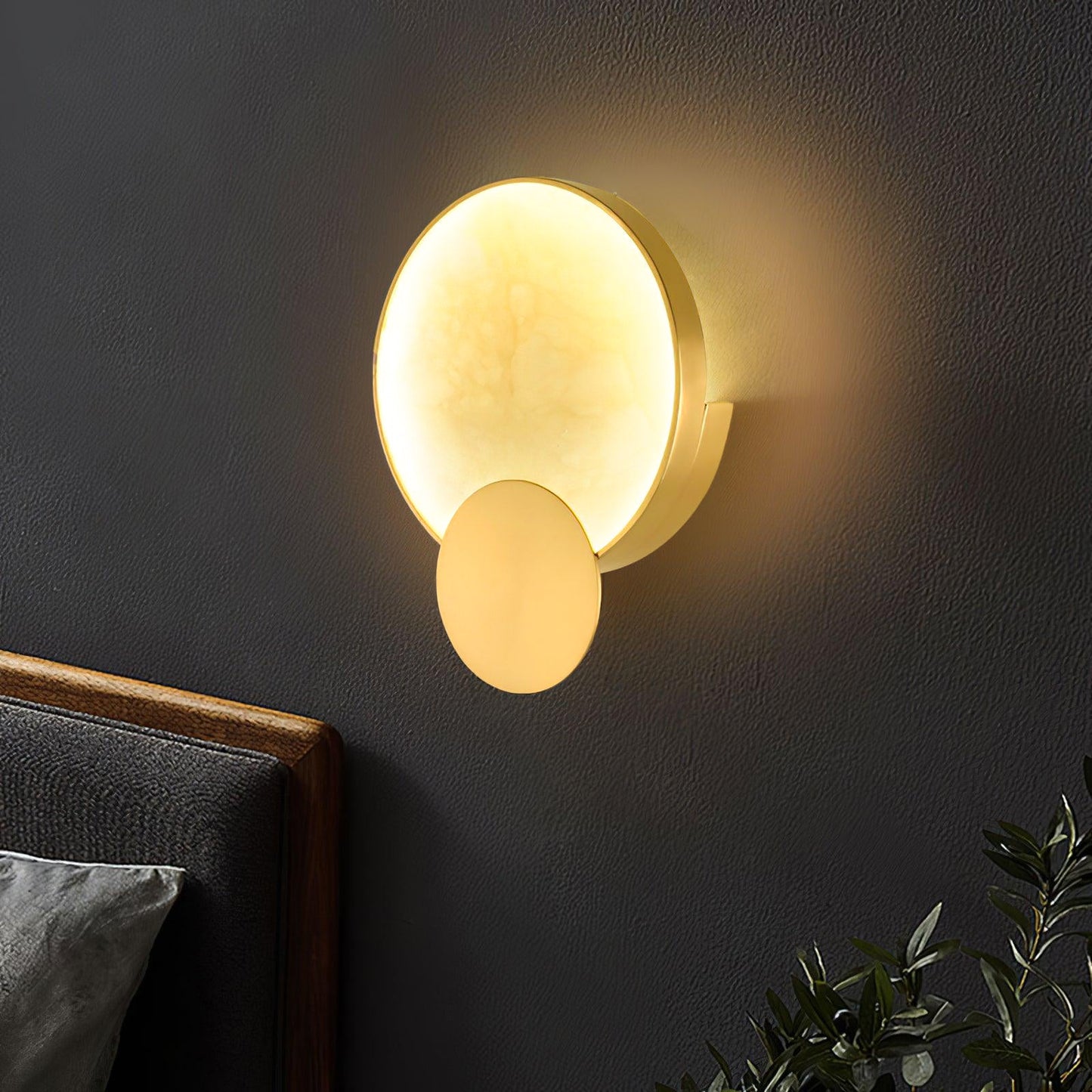 Terra Svet Wall Lamp | Metal & Alabaster | Set of 2