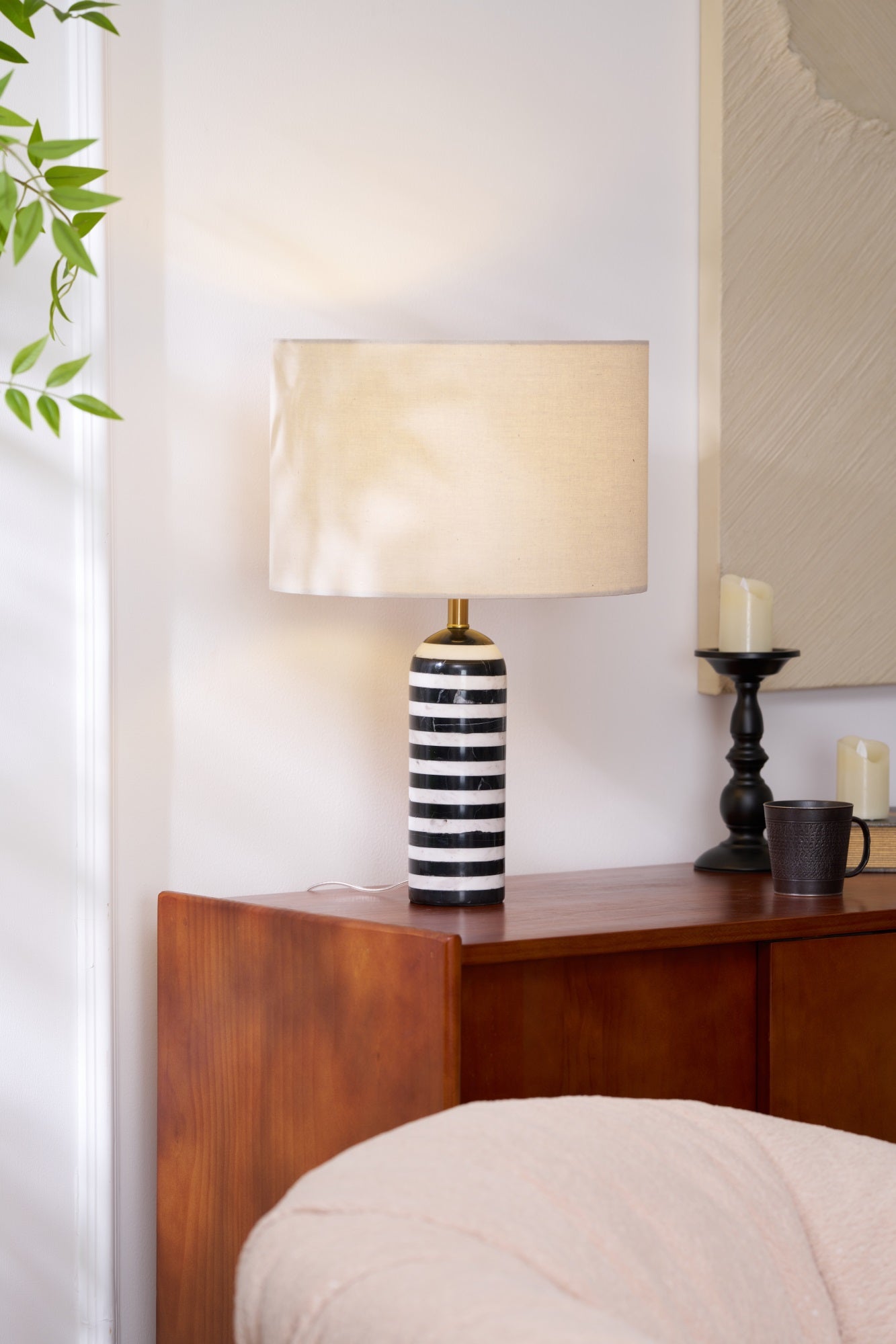 Tuxedo Table Lamp | Black and White Marble | 30cm Diameter