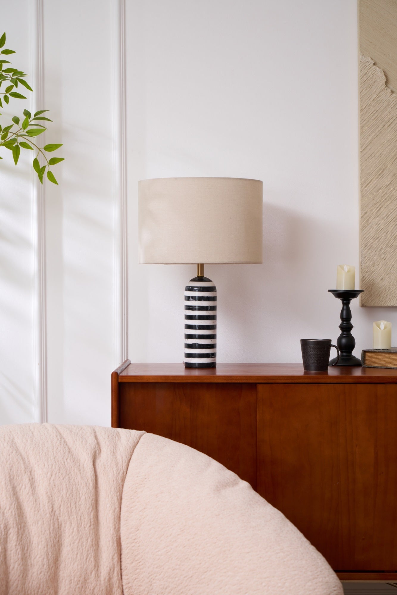 Tuxedo Table Lamp | Black and White Marble | 30cm Diameter