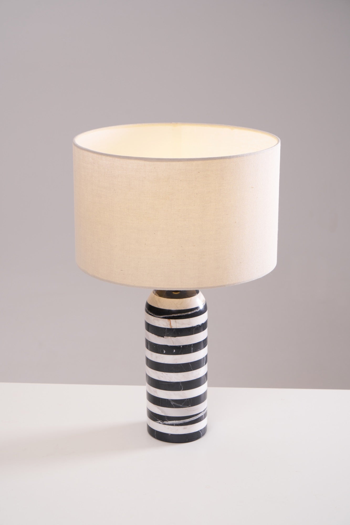 Tuxedo Table Lamp | Black and White Marble | 30cm Diameter