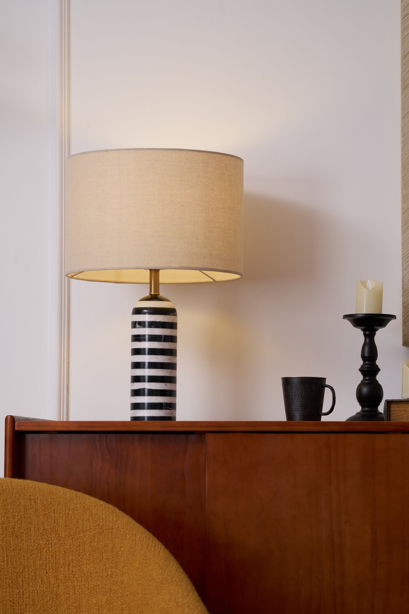 Tuxedo Table Lamp | Black and White Marble | 30cm Diameter