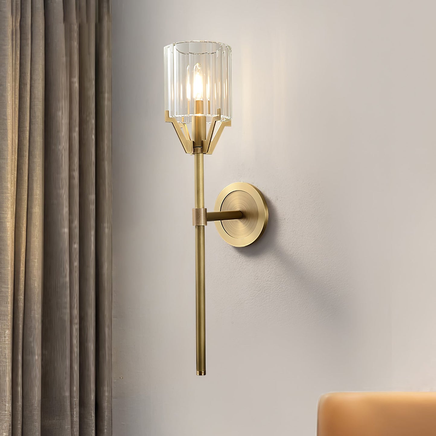 Valdampierre Wall Sconce | Heavy Cut Crystal & Heritage Brass | Indoor Lighting