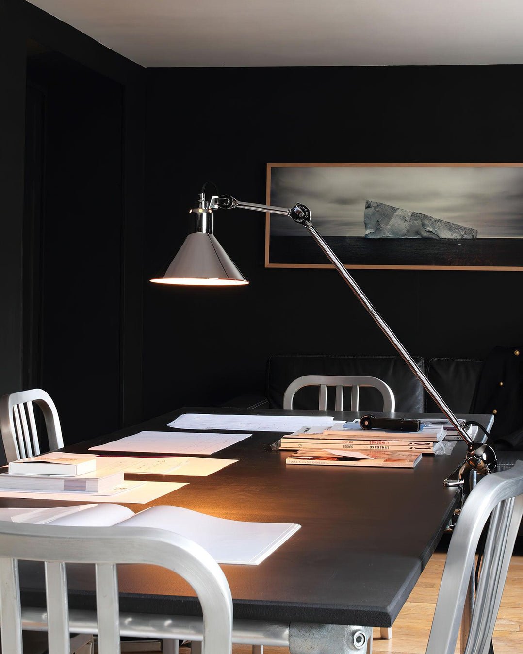 Versa Glide Table Lamp | Matte Black Metal | Adjustable Shade