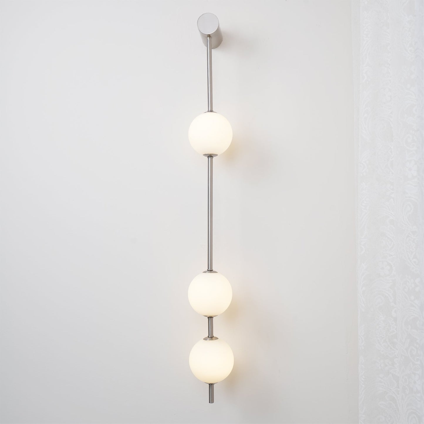 Vertical Balls Wall Lamp | Gold Brass | Set of 2